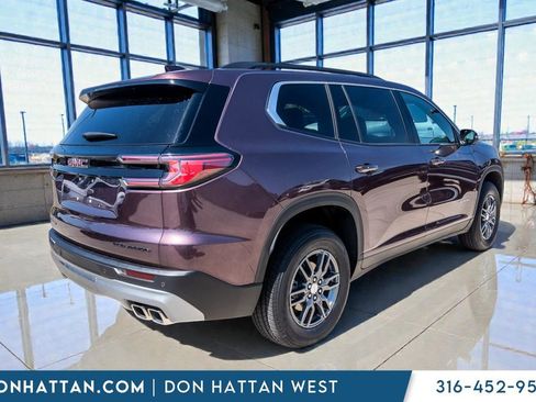 Used 2025 GMC Acadia Elevation image 32