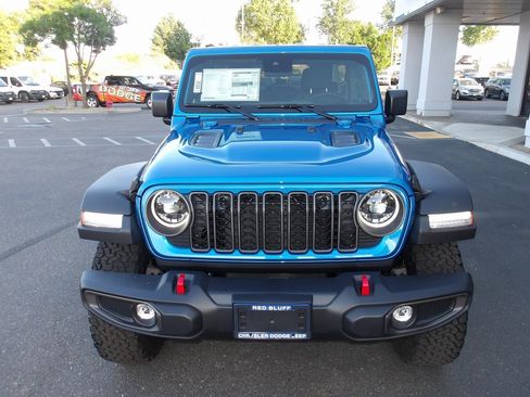 New 2025 Jeep Wrangler Unlimited Rubicon image 2