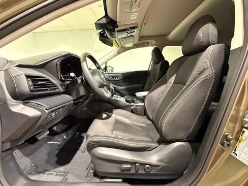 Used 2024 Subaru Outback Premium AWD/4WD image 13