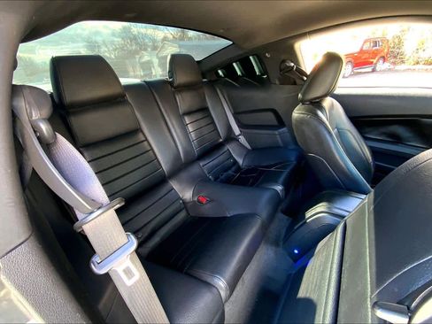 Used 2011 Ford Mustang GT Premium w/ 402A Rapid Spec Order Code image 18