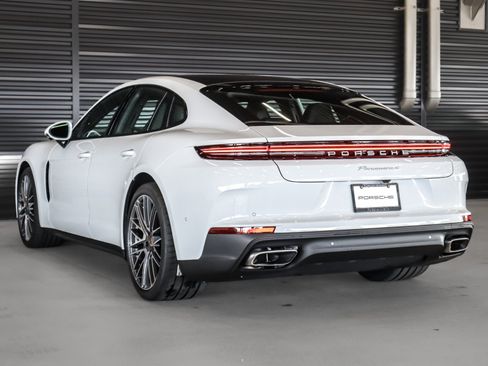 New 2026 Porsche Panamera 4 AWD/4WD image 3