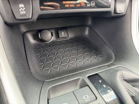Certified 2022 Toyota RAV4 XLE AWD/4WD image 54