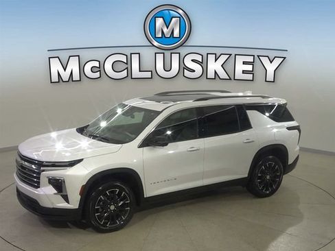 Certified 2024 Chevrolet Traverse LT w/ Enhanced Driving Package AWD/4WD image 1
