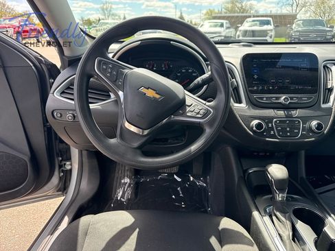 Used 2024 Chevrolet Malibu LT FWD image 27