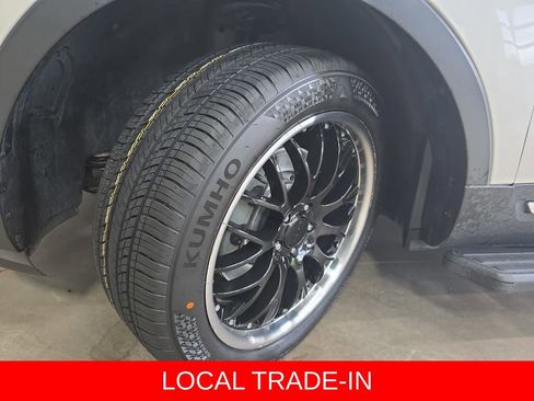 Used 2017 Ford Explorer Limited AWD/4WD image 34
