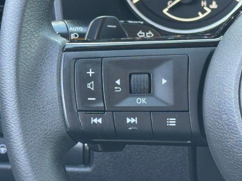 Certified 2023 Nissan Rogue SV image 15