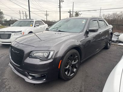Used 2022 Chrysler 300 Touring L w/ Safetytec Plus Group