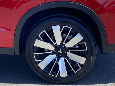 New 2026 Mitsubishi Outlander SE image 37