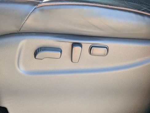 Used 2017 Nissan Armada Platinum w/ Captain Seat Package image 11