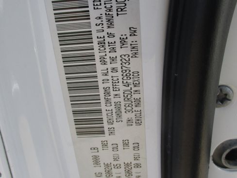 Used 2015 RAM 2500 Lone Star image 32