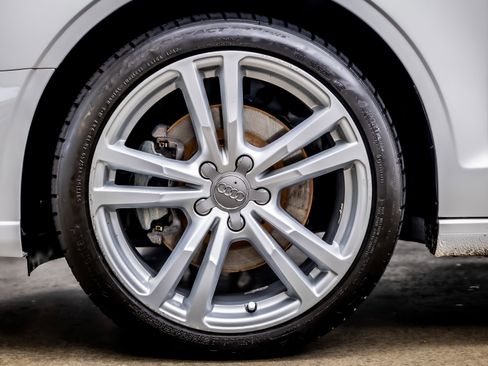 Used 2018 Audi A3 2.0T Premium FWD image 32