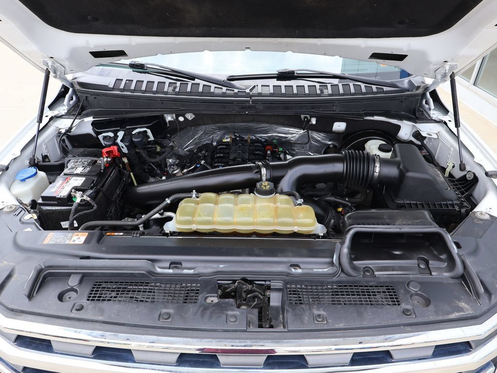 Used 2021 Ford Expedition XLT AWD/4WD image 44