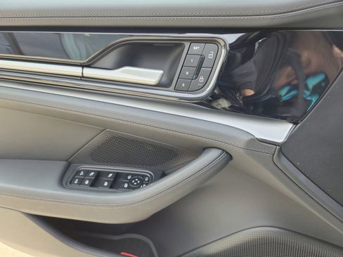 Certified 2024 Porsche Panamera 4 AWD/4WD image 20
