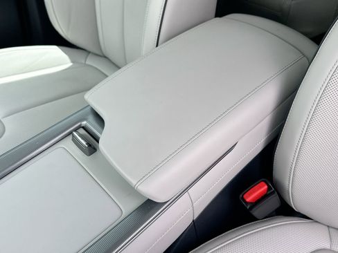 Used 2025 Hyundai Palisade Calligraphy FWD image 22