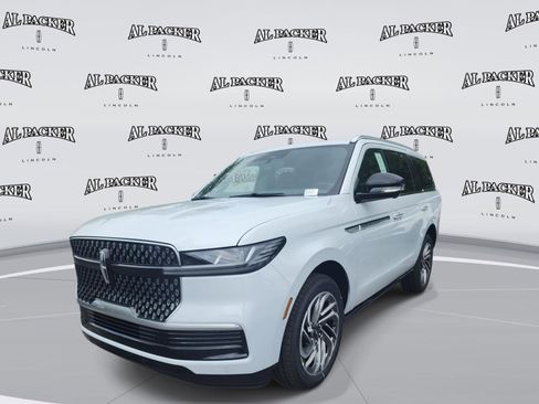 New 2026 Lincoln Navigator Reserve AWD/4WD image 1