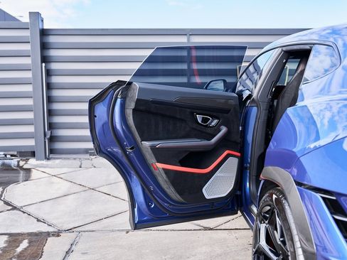 Used 2024 Lamborghini Urus Performante image 34