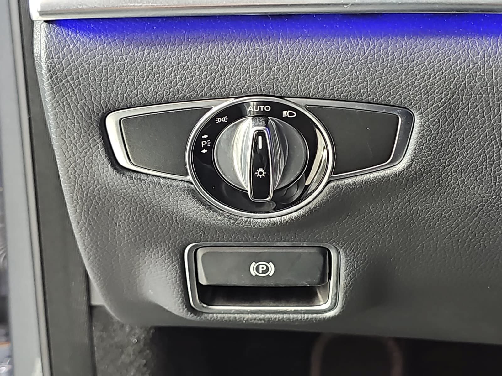 Used 2017 Mercedes-Benz S 550e image 26