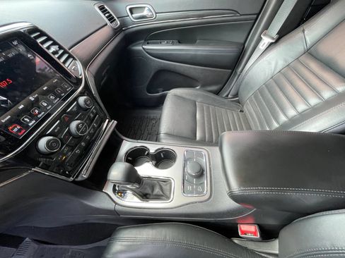 Used 2019 Jeep Grand Cherokee Limited X AWD/4WD image 16