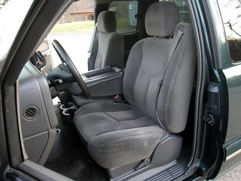 Used 2003 Chevrolet Silverado 1500 LS AWD/4WD image 20