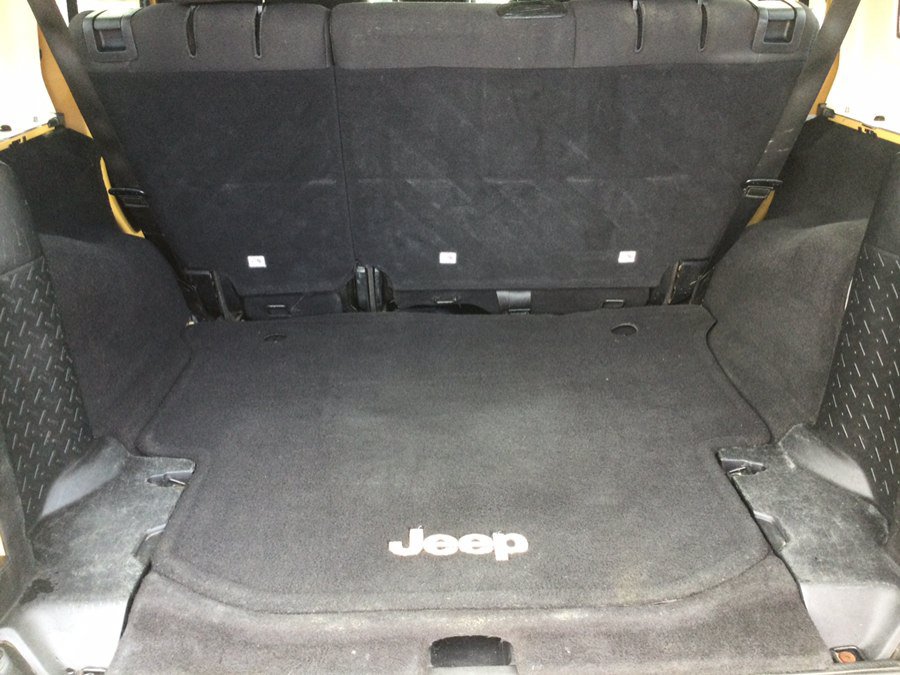 Used 2014 Jeep Wrangler Unlimited Sport w/ Quick Order Package 24S AWD/4WD image 16