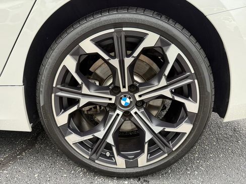 Used 2026 BMW 330i xDrive Sedan AWD/4WD image 16