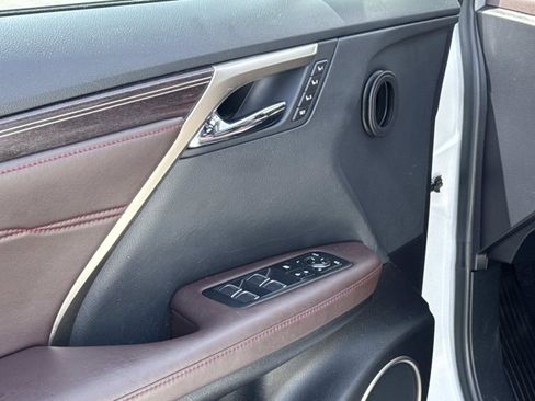 Used 2018 Lexus RX 450hL Luxury w/ Accessory Package image 20