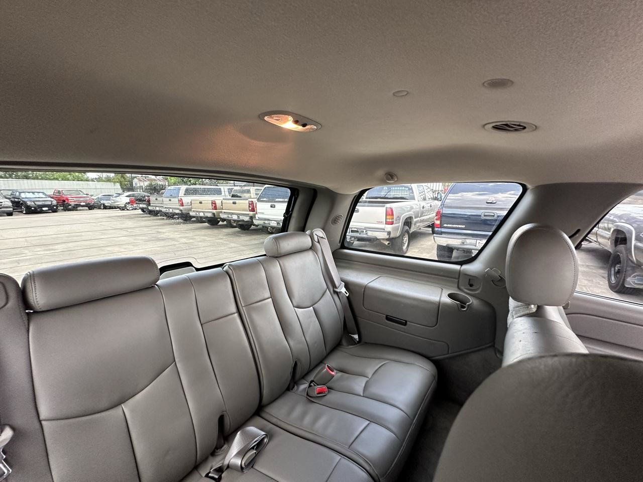 Used 2004 Chevrolet Tahoe LT w/ LT Preferred Equipment Group AWD/4WD image 70