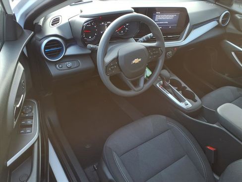 New 2026 Chevrolet Trax LS w/ LS Convenience Package image 12