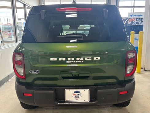Used 2025 Ford Bronco Sport Outer Banks w/ Outer Banks Tech Package+ AWD/4WD image 7