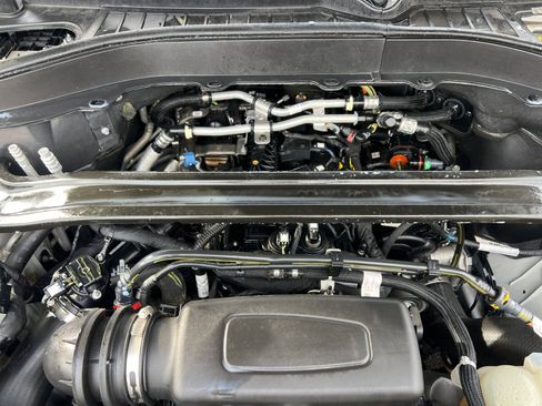 Used 2021 Ford Explorer Limited image 37