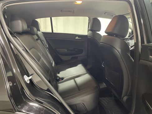 Used 2020 Kia Sportage EX image 11