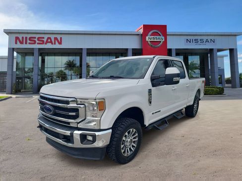 Used 2021 Ford F250 Lariat w/ Lariat Value Package AWD/4WD image 5