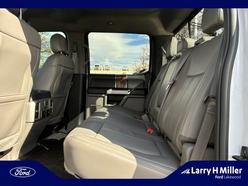Used 2018 Ford F150 Lariat w/ Equipment Group 502A Luxury image 17