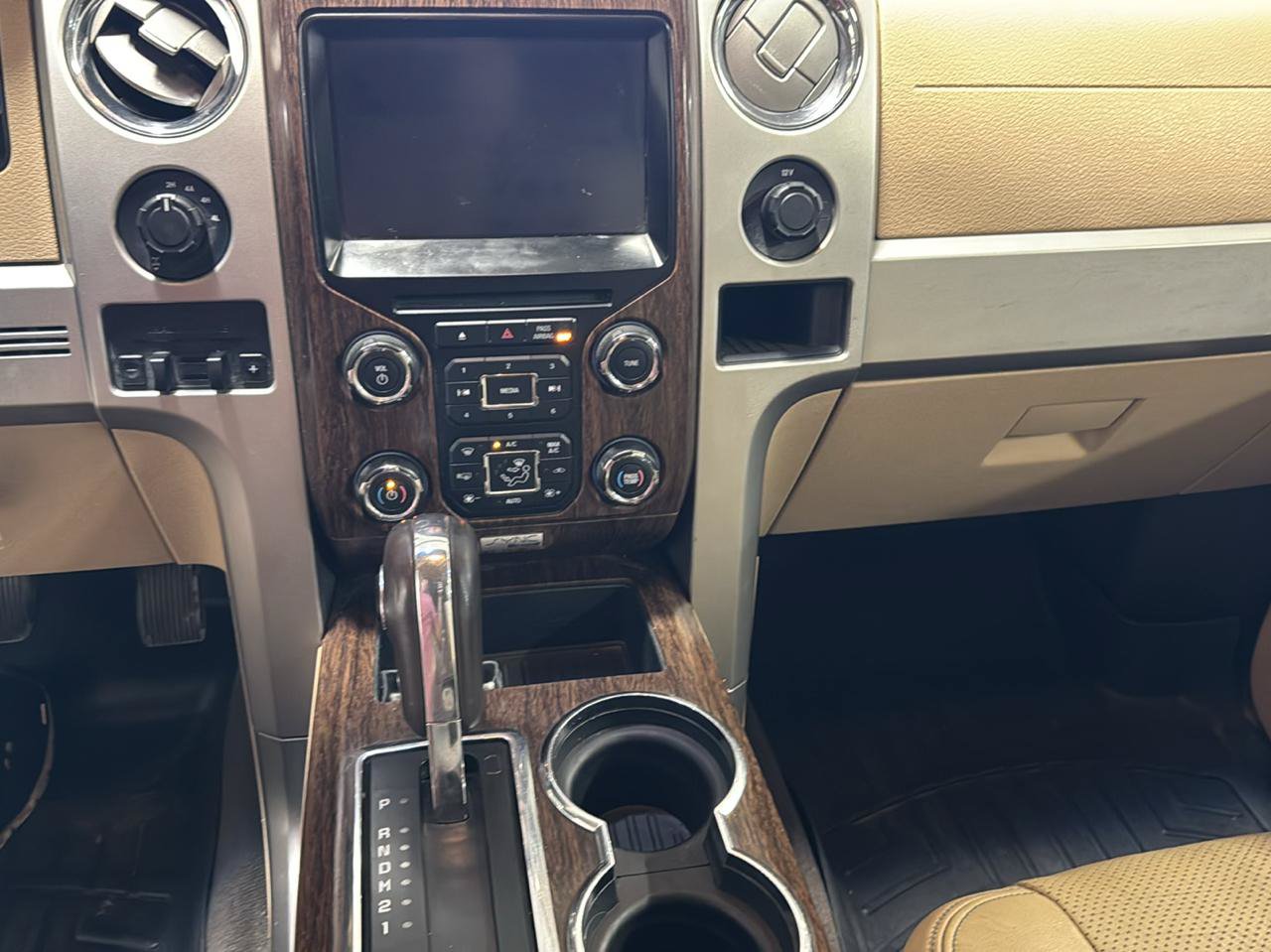 Used 2013 Ford F150 Lariat w/ Luxury Equipment Group AWD/4WD image 16