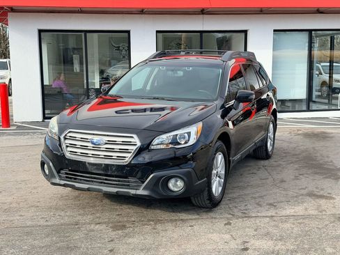 Used 2016 Subaru Outback 2.5i Premium image 10