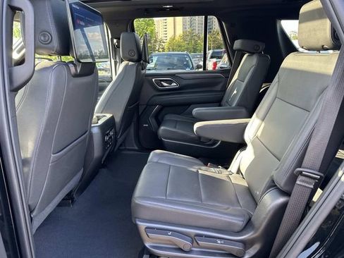 Used 2023 Chevrolet Tahoe LT w/ Luxury Package image 19