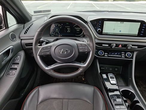 Used 2023 Hyundai Sonata SEL Plus w/ Cargo Package image 11