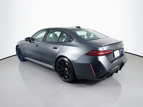 Used 2025 BMW M5 w/ Carbon Package image 3