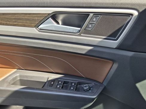 Certified 2023 Volkswagen Atlas SE w/ Panoramic Sunroof Package FWD image 29