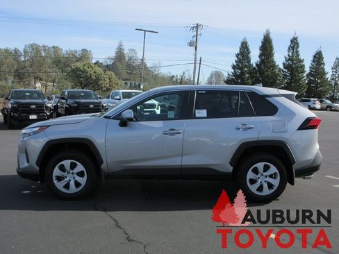 New 2025 Toyota RAV4 LE image 7