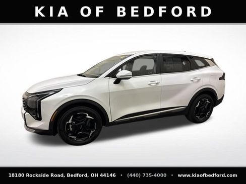 Certified 2026 Kia Sportage EX FWD image 9