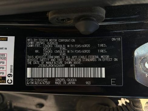 Used 2019 Toyota 4Runner Limited AWD/4WD image 25