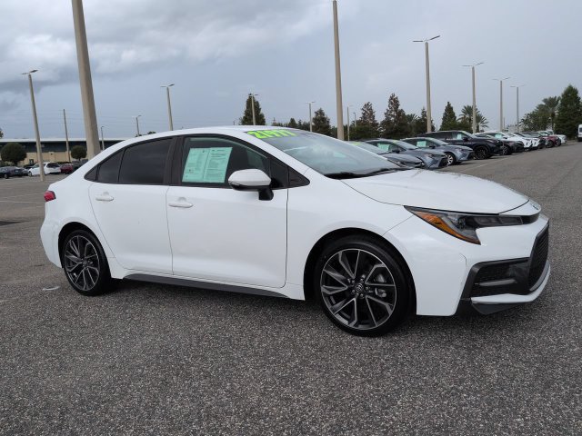 Certified 2022 Toyota Corolla SE FWD image 2