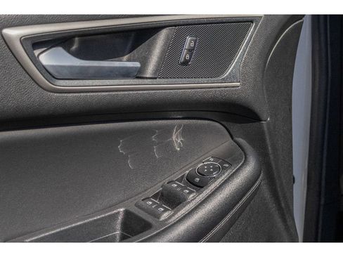 Used 2024 Ford Edge SEL AWD/4WD image 18