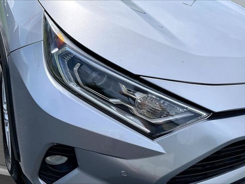 Used 2019 Toyota RAV4 XLE w/ Convenience Package AWD/4WD image 30