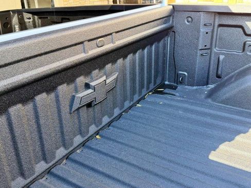 New 2026 Chevrolet Silverado 1500 Custom Trail Boss w/ LPO, Dark Essentials Package image 11