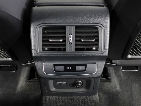 Used 2023 Audi Q5 2.0T Premium w/ Convenience Package image 24