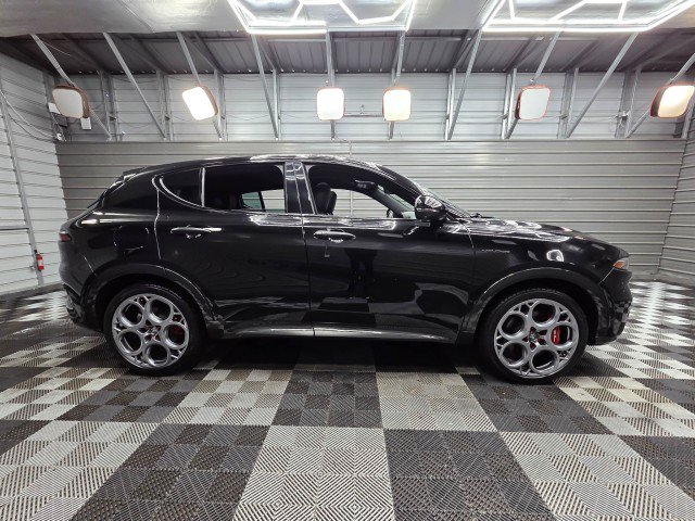 Used 2024 Alfa Romeo Tonale Veloce AWD/4WD image 10