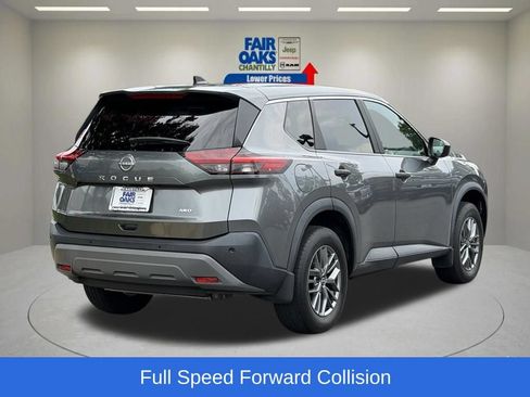 Used 2023 Nissan Rogue S AWD/4WD image 8