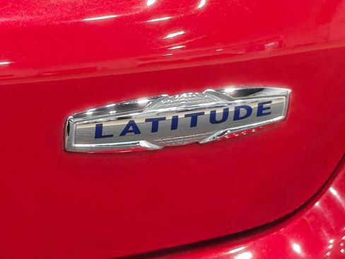 Used 2019 Jeep Compass Latitude AWD/4WD image 45